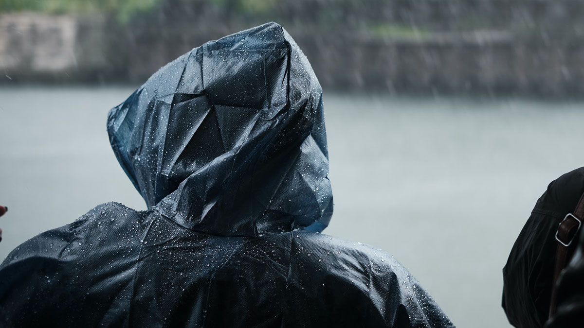 Poncho turystyczne MFH (08524A) - kolor: czarny